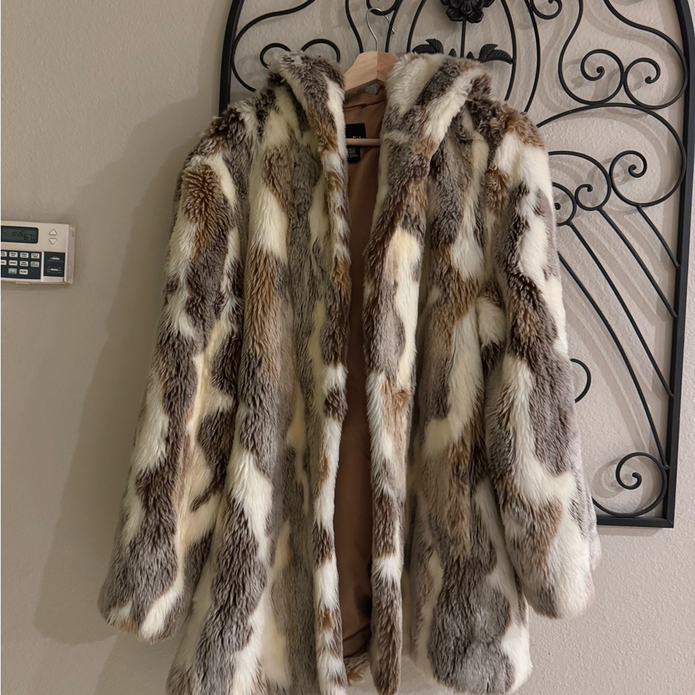 East 5th Women's Multicolor Teddy Jacket